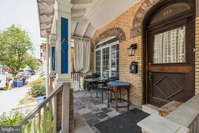 225 Buckingham Pl, Philadelphia, PA 19104 - view of patio / terrace with a porch