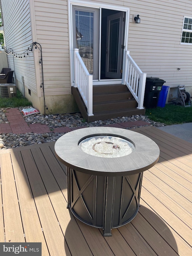 deck with entry steps