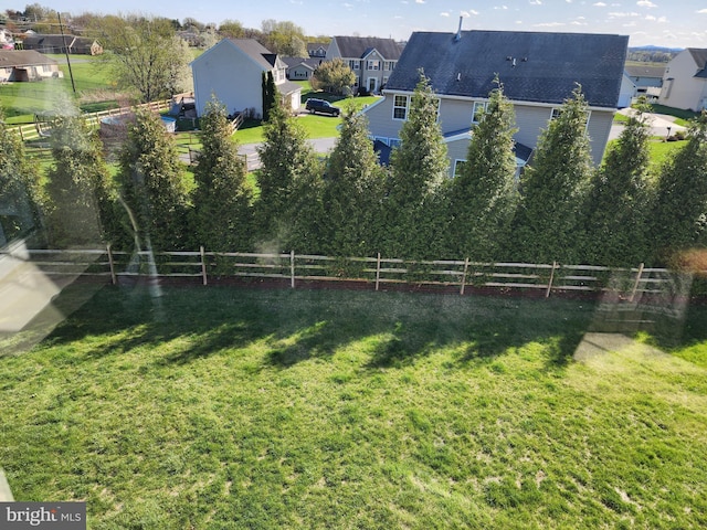1068 Briarbend Way, Greencastle, PA 17225 - view of yard featuring a residential view