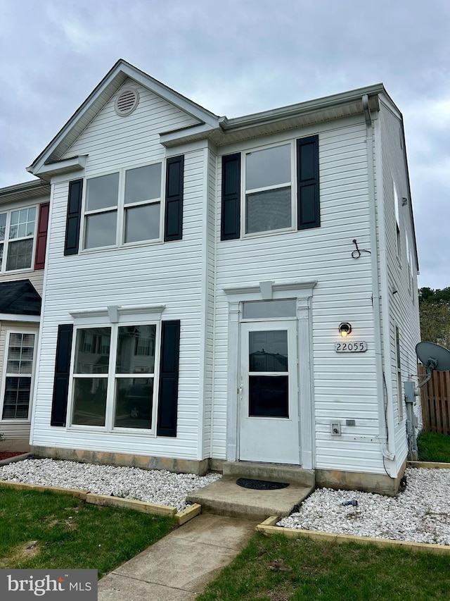 view of front of home