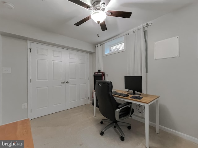 office area with ceiling fan