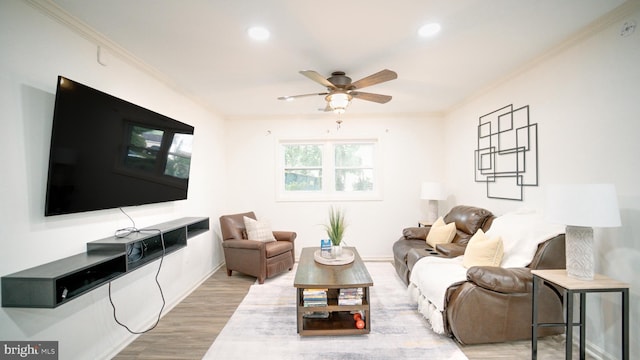 1601 Jubilation Ct, Herndon, VA 20170 - living room featuring a ceiling fan, light wood-style floors, ornamental molding, recessed lighting, and baseboards