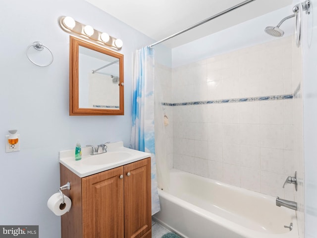 600 Maplewood Rd, Springfield, PA 19064 - full bathroom featuring vanity and shower / bath combo with shower curtain
