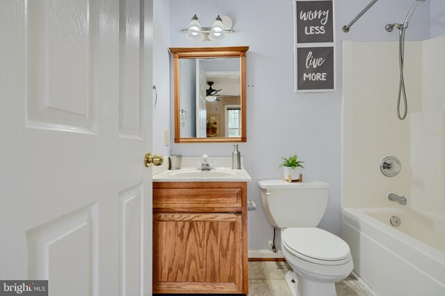 365 Hickory Trl, Crownsville, MD 21032 - full bath featuring toilet, vanity, and  shower combination
