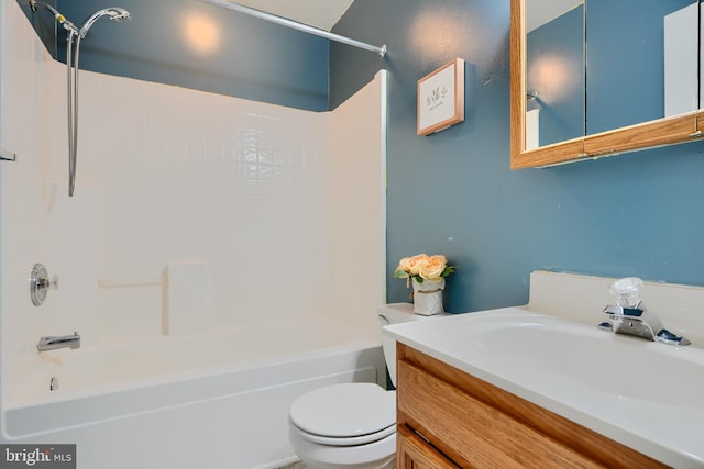 365 Hickory Trl, Crownsville, MD 21032 - bathroom with toilet, vanity, and shower / bathing tub combination
