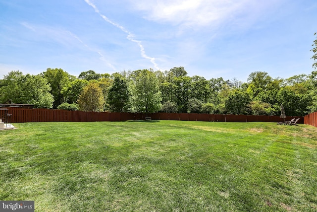 view of yard with fence