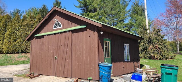 517 Monocacy Hl, Birdsboro, PA 19508 - view of outbuilding featuring an outdoor structure