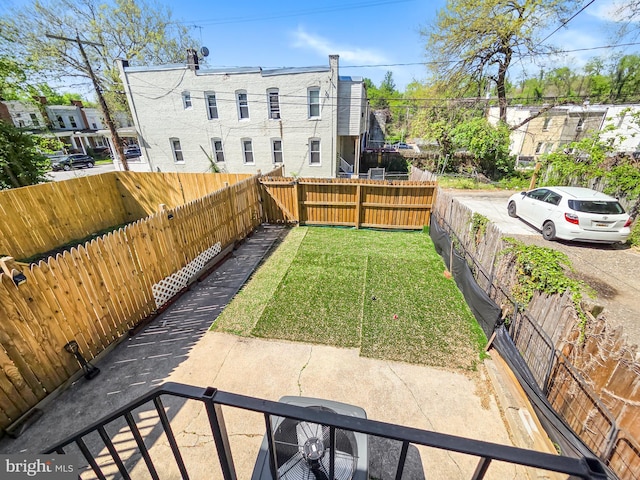 3906 Reisterstown Rd, Baltimore, MD 21215 - view of yard