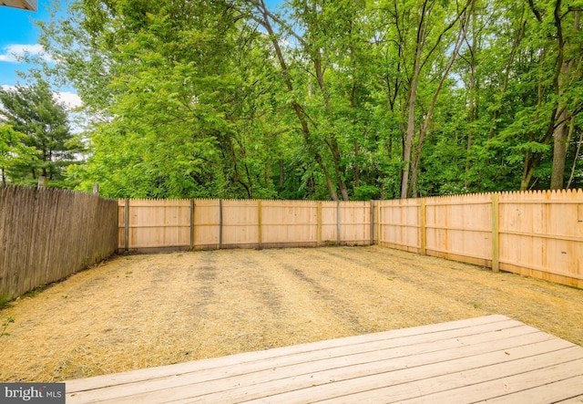 475 La Cascata Tnhs, Clementon, NJ 08021 - fenced backyard with a wooden deck