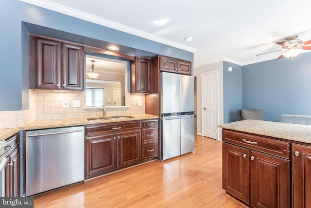 8075 Sky Blue Dr, Alexandria, VA 22315