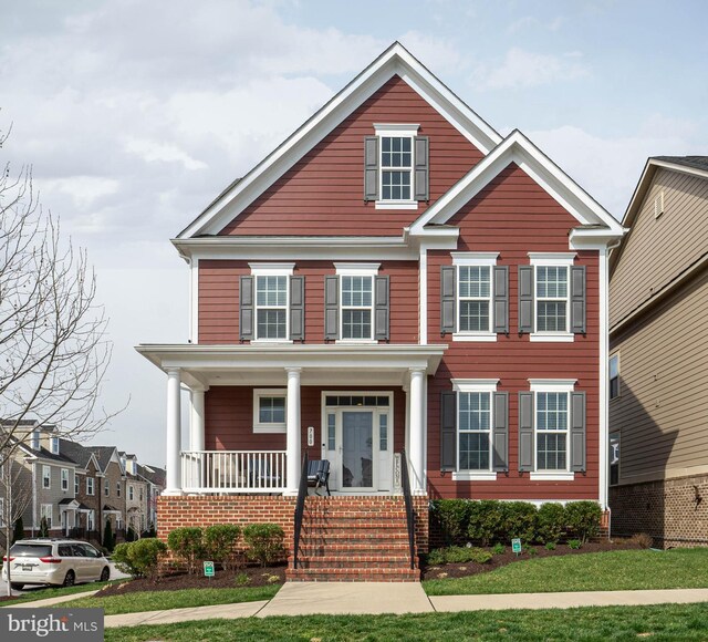 view of front of property featuring a porch