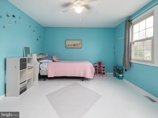 bedroom featuring visible vents, baseboards, and ceiling fan