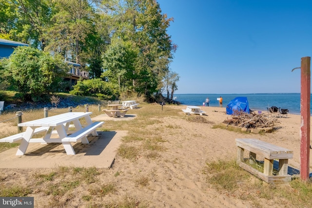 119 Bald Eagle Dr, Montross, VA 22520 - surrounding community with a water view