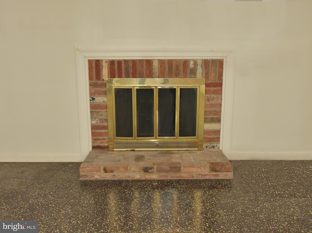 room details featuring baseboards and carpet