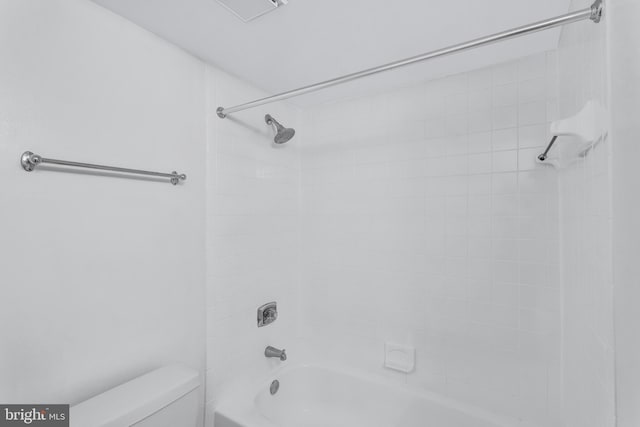 full bath with bathtub / shower combination and toilet
