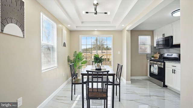 5427 Gradin Ave, Gwynn Oak, MD 21207 - dining space featuring marble finish floor, baseboards, recessed lighting, and a notable chandelier