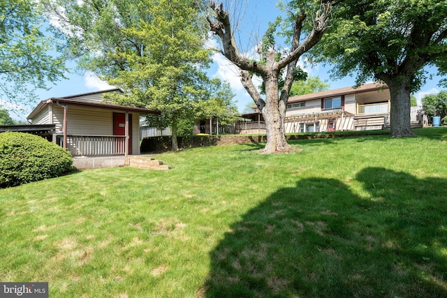 2418 Berkshire Ln, Dover, PA 17315 - view of green lawn