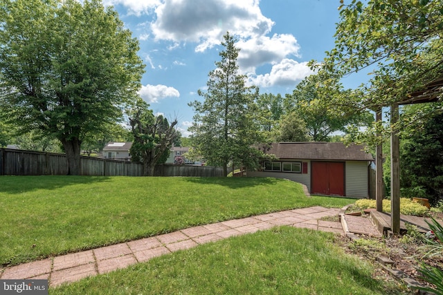 2418 Berkshire Ln, Dover, PA 17315 - view of yard with an outbuilding