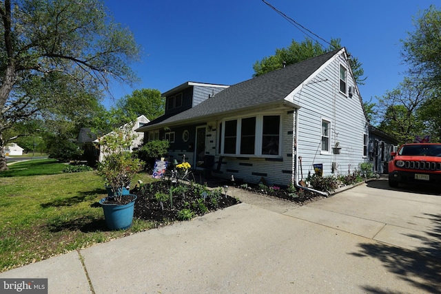 360 Haverford Ave, Wenonah, NJ 08090 - view of side of home featuring a lawn and a shingled roof