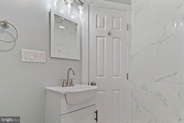300 Denison St, Baltimore, MD 21229 - bathroom with vanity