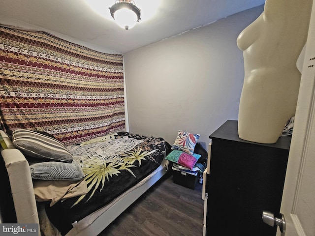 3149 Jasper St, Philadelphia, PA 19134 - bedroom with dark wood-style flooring
