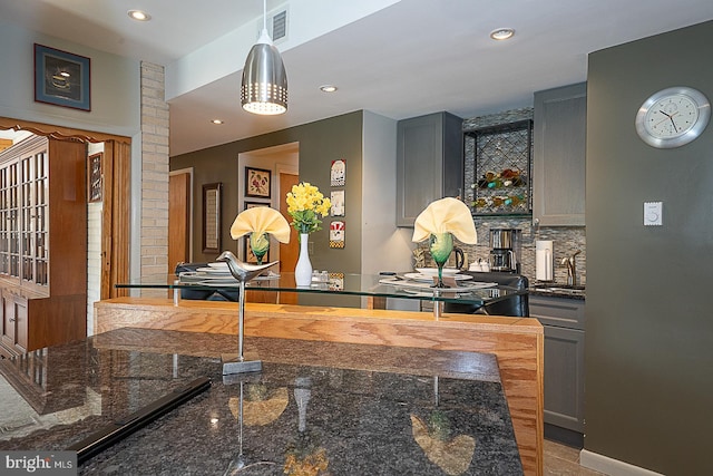 101 Andrea Rd, Cheltenham, PA 19012 - welcome area featuring recessed lighting and a sink