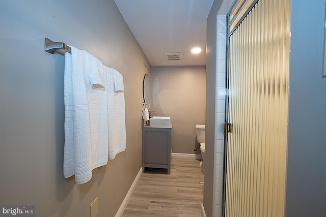 101 Andrea Rd, Cheltenham, PA 19012 - hallway with light wood-type flooring, baseboards, a sink, and recessed lighting