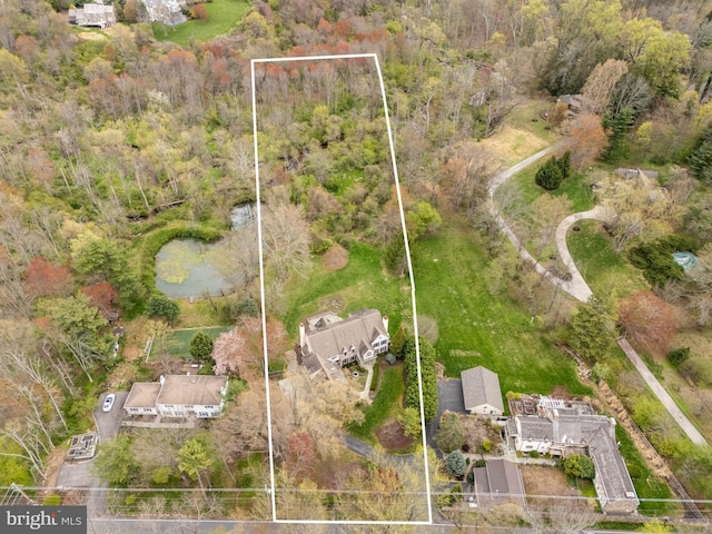 607 Newtown Rd, Berwyn, PA 19312 - drone / aerial view