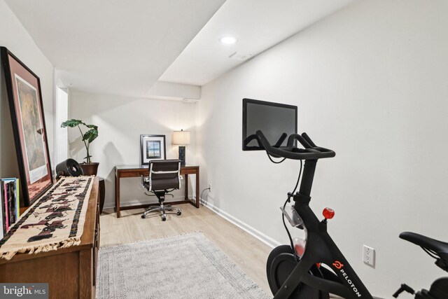 7836 Heritage Dr, Annandale, VA 22003 - office space with light wood-style floors and baseboards