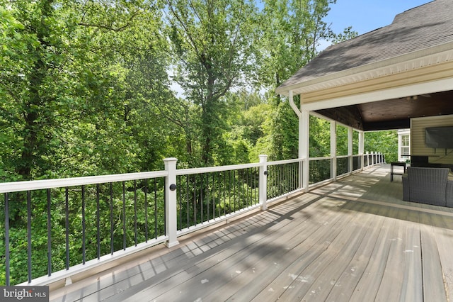 6707 Burch Hill Rd, Brandywine, MD 20613 - view of wooden terrace