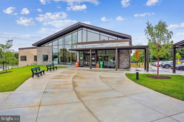 2901 S Leisure World Blvd Unit 133, Silver Spring, MD 20906 - surrounding community featuring a yard