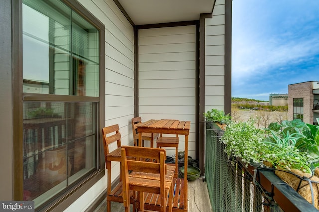104 Saint Ives Pl Unit 409, Oxon Hill, MD 20745 - view of balcony
