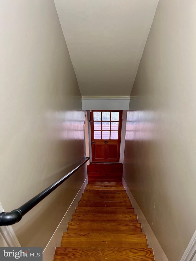1671 Fravel Rd, Woodstock, VA 22664 - stairs with wood finished floors and vaulted ceiling