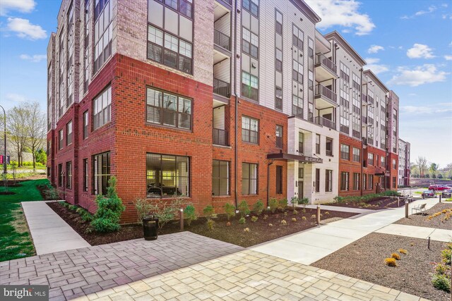 102 Saint Ives Pl Unit 209, National Harbor, MD 20745 - view of building exterior