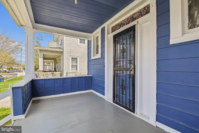 4011 Hayward Ave, Baltimore, MD 21215 - view of patio / terrace featuring a porch