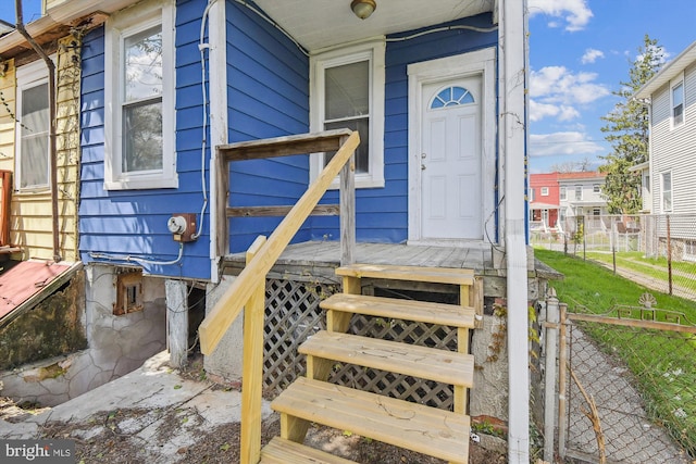 4011 Hayward Ave, Baltimore, MD 21215 - entrance to property with fence