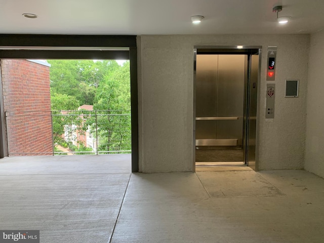 doorway with elevator