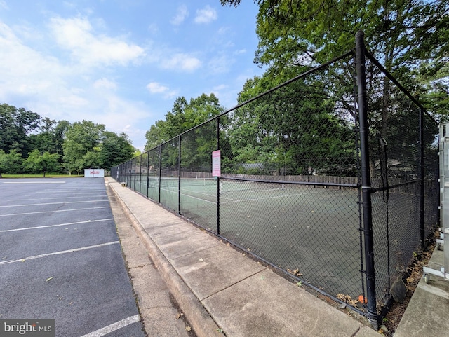 1513 Millikens Bend Rd, Herndon, VA 20170 - view of tennis court