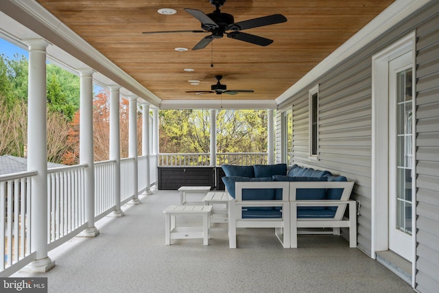 view of patio / terrace featuring an outdoor hangout area and a ceiling fan