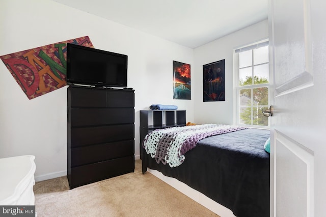 904 Emerson Ct, Clementon, NJ 08021 - bedroom with light carpet and baseboards