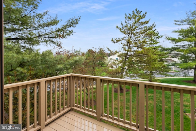 14 Cedar Ct, Flemington, NJ 08822 - view of wooden deck