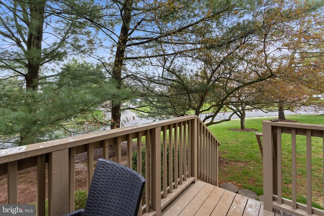 14 Cedar Ct, Flemington, NJ 08822 - wooden deck with a lawn