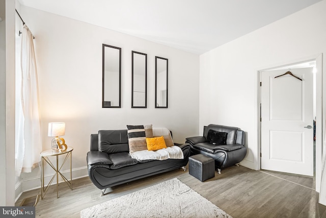 1529 E Berks St, Philadelphia, PA 19125 - living room featuring baseboards and wood finished floors