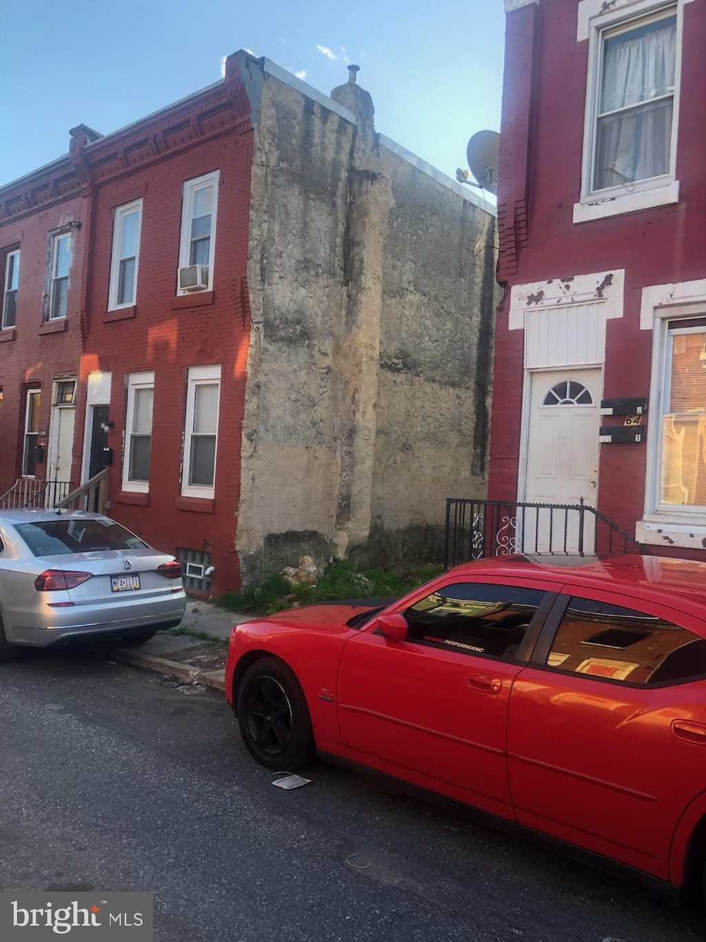 2364 N Bouvier St, Philadelphia, PA 19132 - exterior space