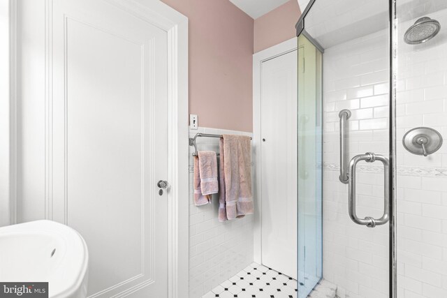 28 Ambler Rd, Cherry Hill, NJ 08002 - full bath with a shower stall