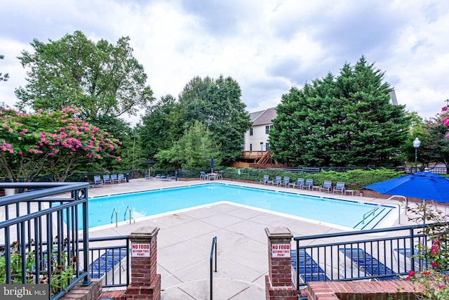 4024 Werthers Ct, Fairfax, VA 22030 - pool with a patio and fence