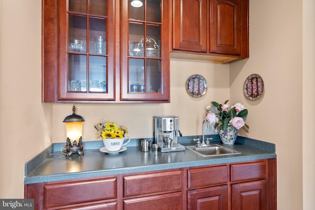 158 Mccormick Dr, Port Deposit, MD 21904 - bar featuring a sink