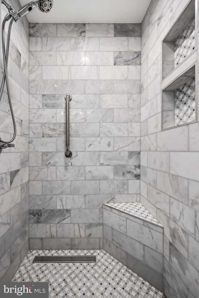 21 Robin Rd, Moorestown, NJ 08057 - full bath featuring a tile shower