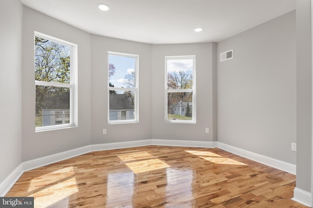 1217 Chestnut St, Burlington, NJ 08016 - spare room featuring visible vents, baseboards, light wood finished floors, and recessed lighting