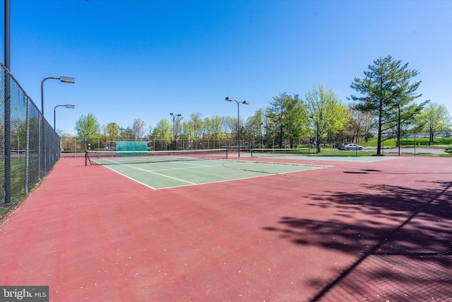 11200 Rienzi Pl Unit 201, Manassas, VA 20109 - view of sport court featuring fence and community basketball court
